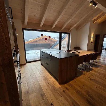 アパート Our's Living Penthouse - Private Sauna - Near Kitzbueheler Alpen Lift