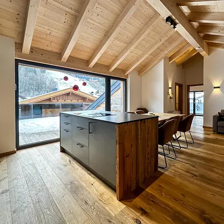 アパート Our's Living Penthouse - Private Sauna - Near Kitzbueheler Alpen Lift