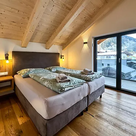 アパート Our's Living Penthouse - Private Sauna - Near Kitzbueheler Alpen Lift *