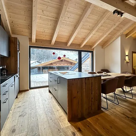 アパート Our's Living Penthouse - Private Sauna - Near Kitzbueheler Alpen Lift ホラースバッハ・イム・ピンツガウ