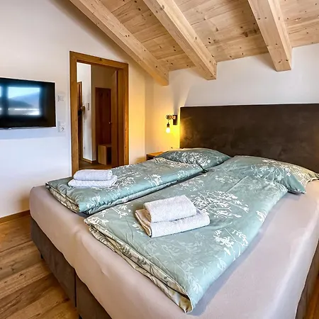 Our's Living Penthouse - Private Sauna - Near Kitzbueheler Alpen Lift Hollersbach im Pinzgau