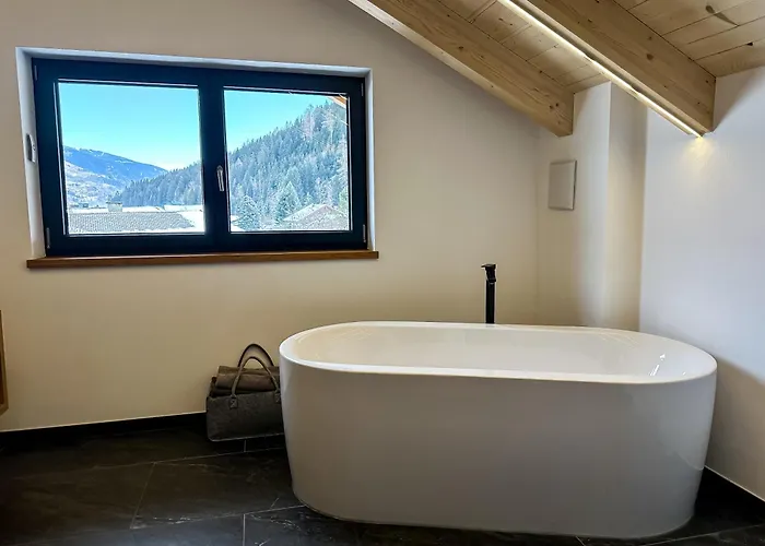 Our's Living Penthouse - Private Sauna - Near Kitzbueheler Alpen Lift